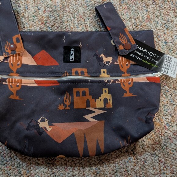 2 Wet Bag Bundle! NWT Lalabye Baby & Lighthouse Kids Co. Cloth Diaper/Travel - Picture 2 of 6